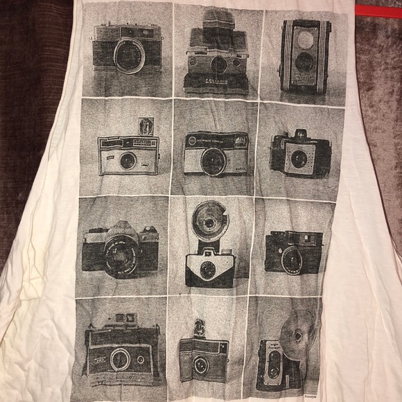 Camera White Tanktop - Picture 2 of 3